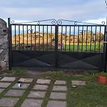 La Buganvilla En Udias *