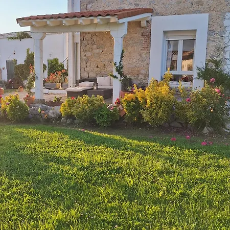 Homestay La Buganvilla En Udias Comillas