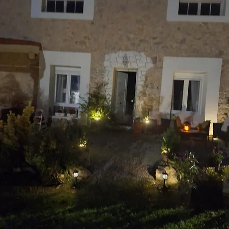 Homestay La Buganvilla En Udias