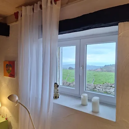 La Buganvilla En Udias *