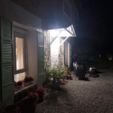 La Buganvilla En Udias