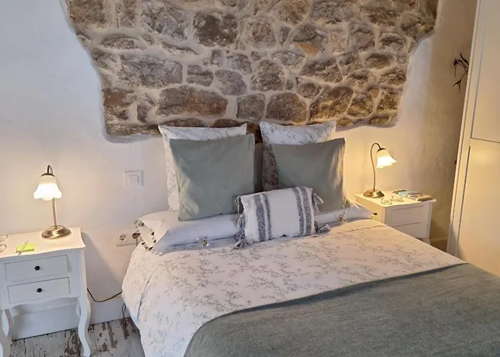 La Buganvilla En Udias Pansiyon