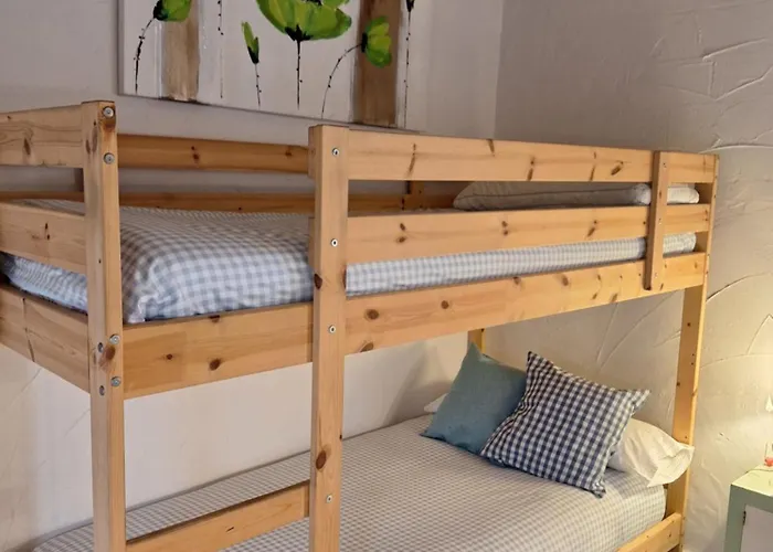 La Buganvilla En Udias * Comillas