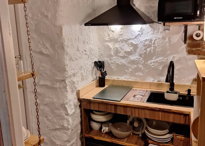 La Buganvilla En Udias * Comillas