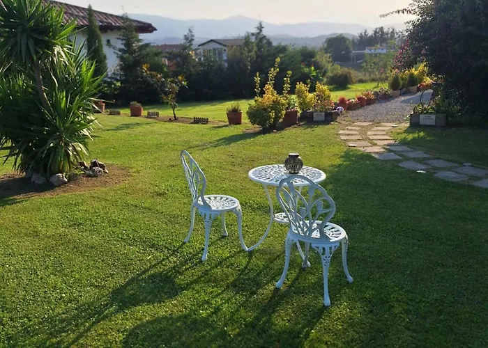 Pansiyon La Buganvilla En Udias Comillas