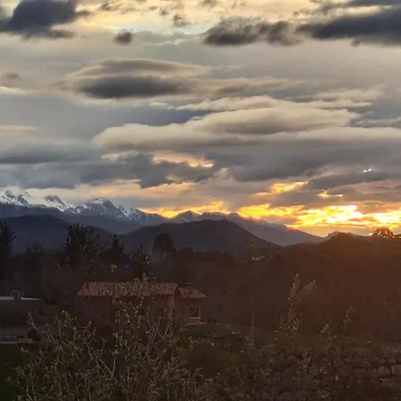 Homestay La Buganvilla En Udias *