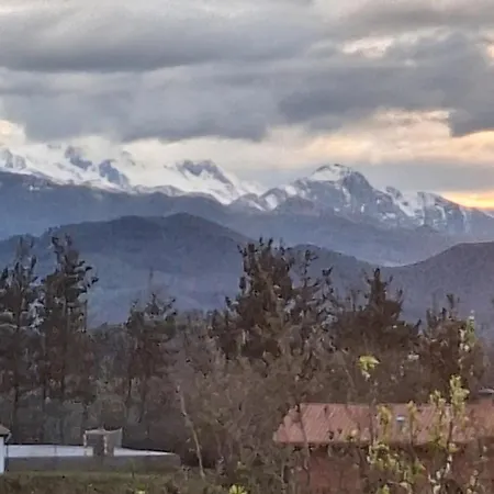 La Buganvilla En Udias * Comillas