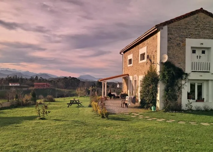 La Buganvilla En Udías Habitación en casa particular Comillas