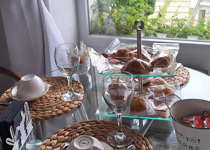 La Buganvilla En Udías Habitación en casa particular