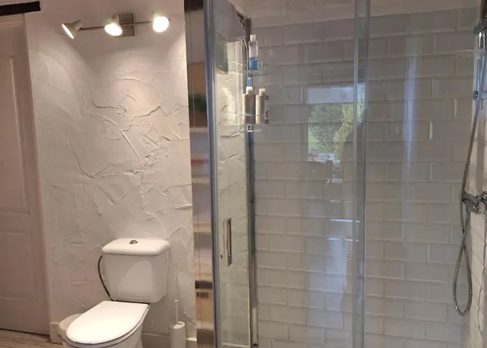 La Buganvilla En Udías Habitación en casa particular