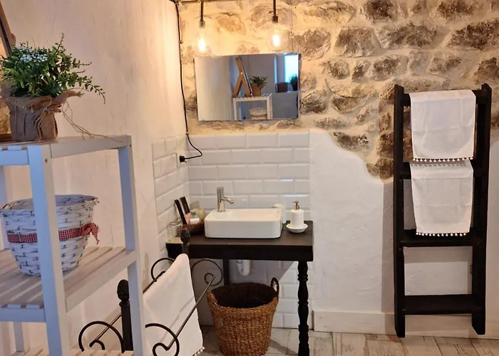 Habitación en casa particular La Buganvilla En Udías *